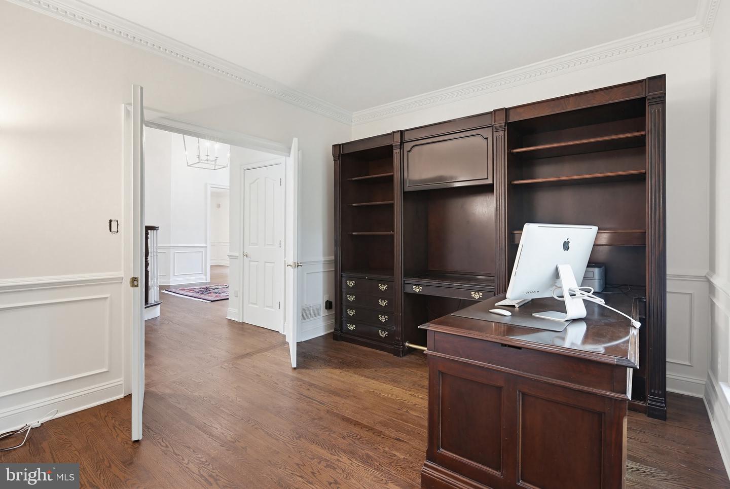Ellicott City, Maryland, 21042, United States, 5 Bedrooms Bedrooms, ,5 BathroomsBathrooms,Residential,Active,2043423