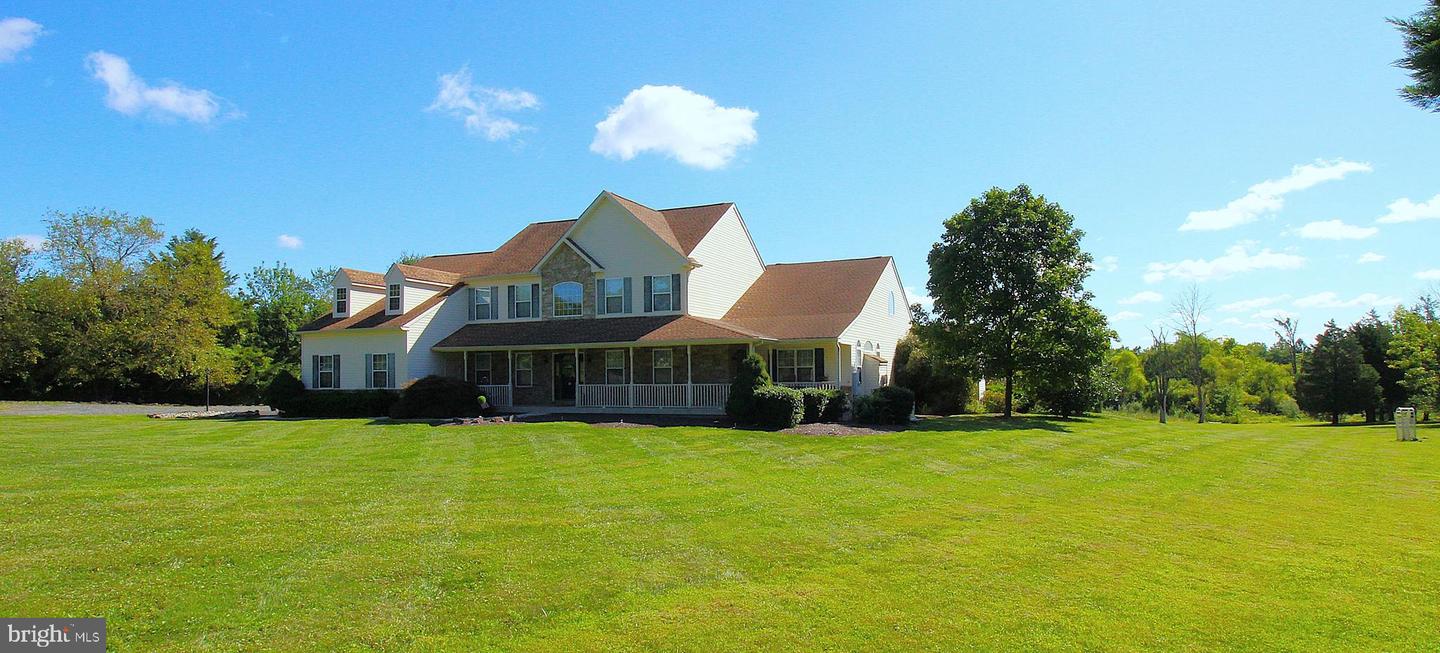 Chalfont, Pennsylvania, 18914, United States, 5 Bedrooms Bedrooms, ,4 BathroomsBathrooms,Residential,Active,1936623