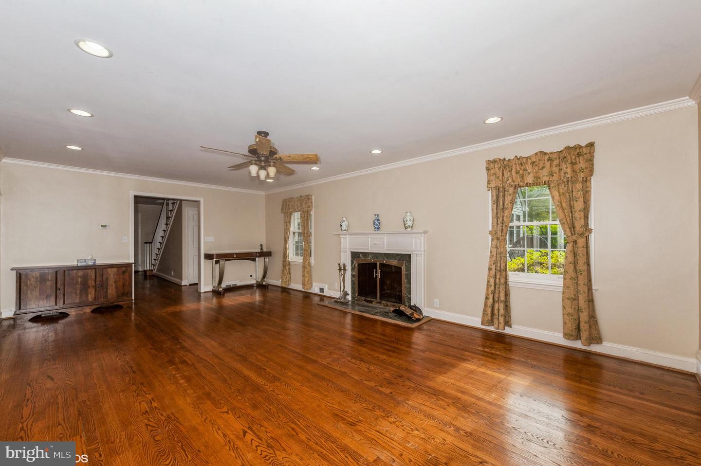 Pikesville, Maryland, 21208, United States, ,6 BathroomsBathrooms,Residential,Pending,1702885