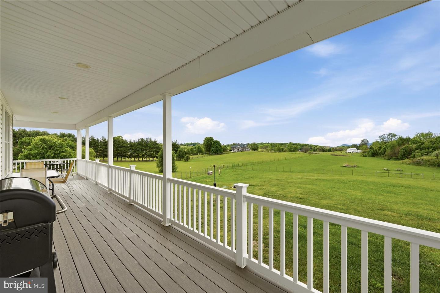 Winchester, Virginia, 22602, United States, 4 Bedrooms Bedrooms, ,4 BathroomsBathrooms,Residential,Active,2025980