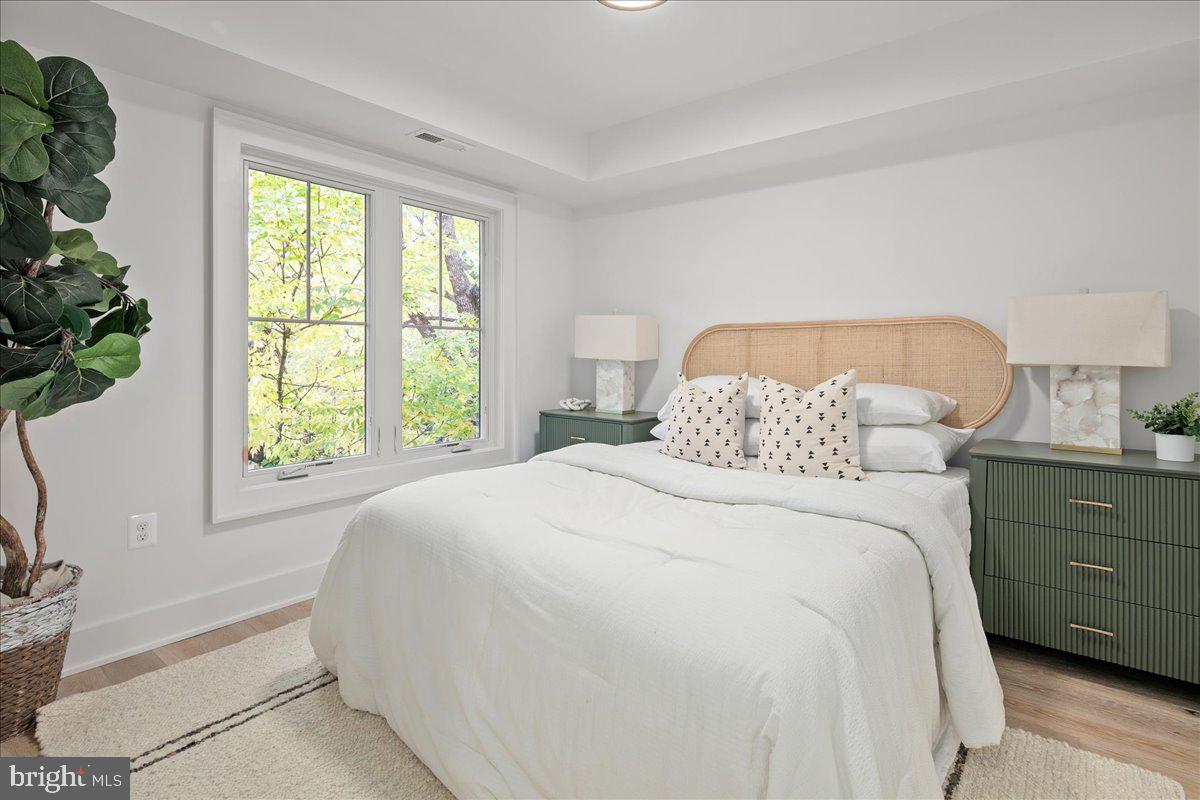 Arlington, Virginia, 22201, United States, 4 Bedrooms Bedrooms, ,5 BathroomsBathrooms,Residential,Active,1954022