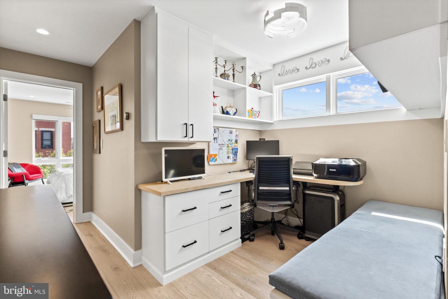 Philadelphia, Pennsylvania, 19146, United States, ,6 BathroomsBathrooms,Residential,Active,1862906