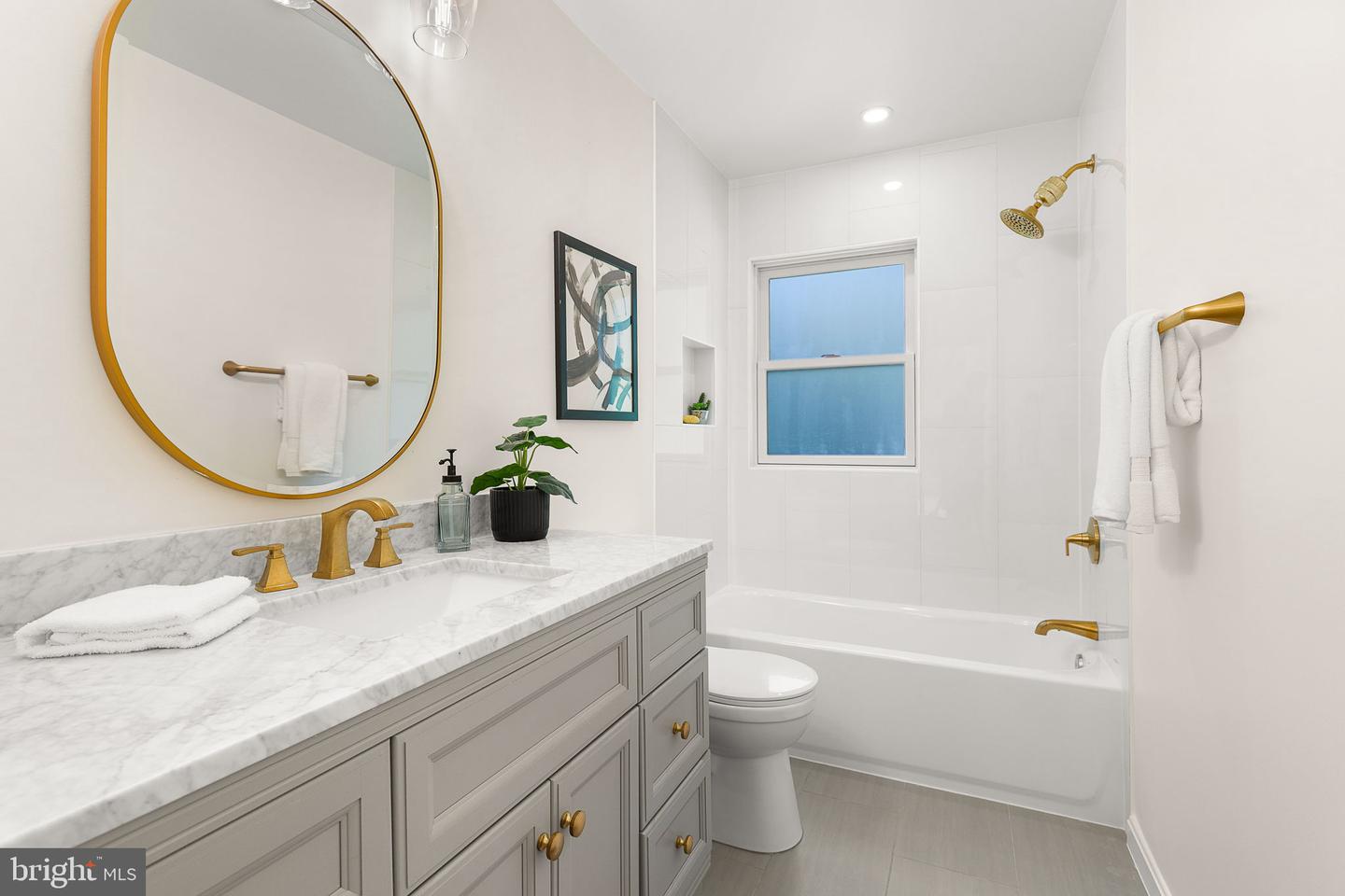 Falls Church, Virginia, 22044, United States, 4 Bedrooms Bedrooms, ,3 BathroomsBathrooms,Residential,Active,1894525