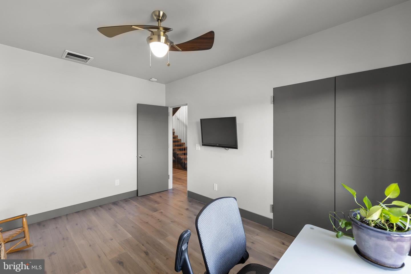 Berryville, Virginia, 22611, United States, 4 Bedrooms Bedrooms, ,4 BathroomsBathrooms,Residential,Active,1945547