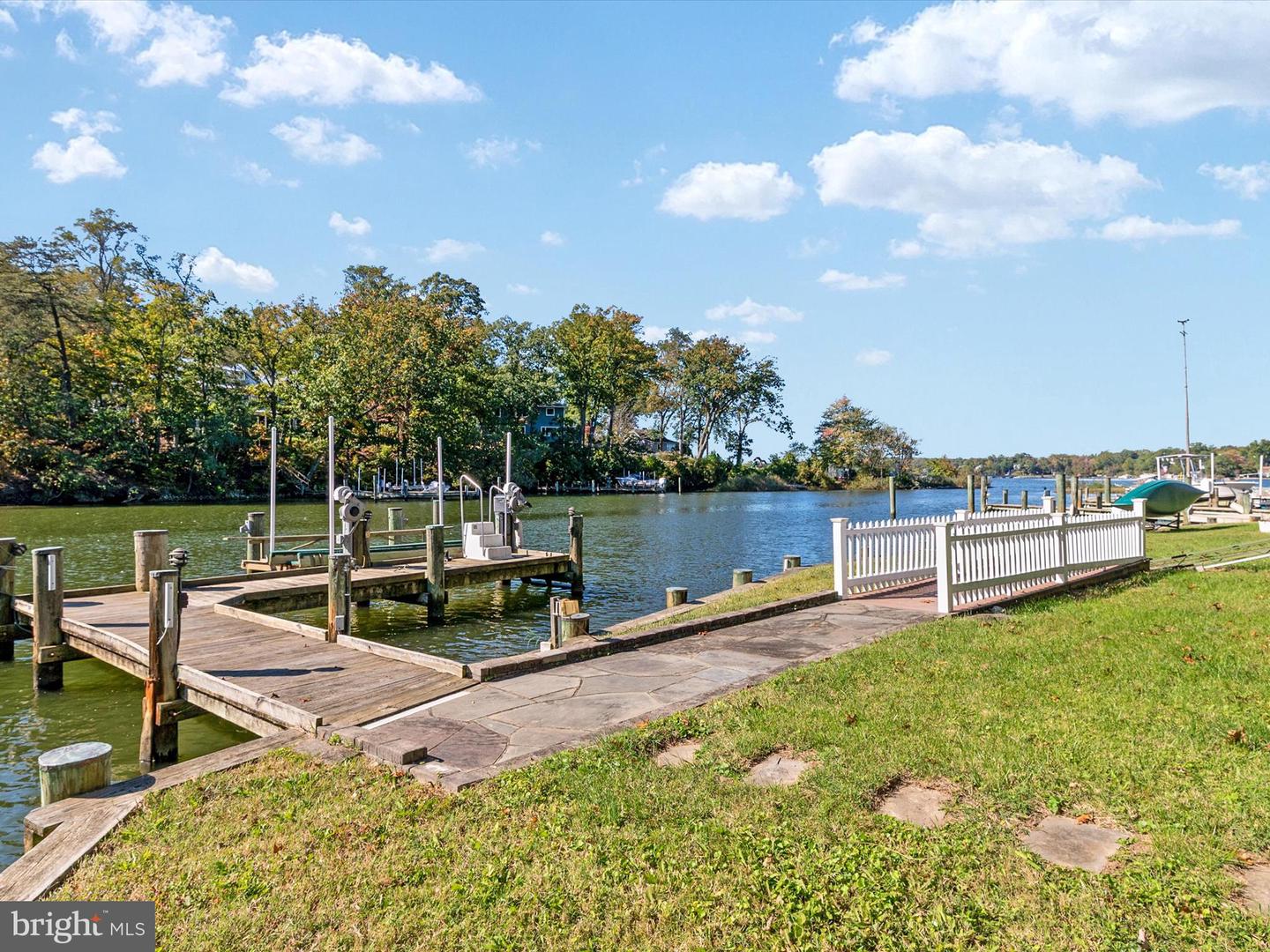 Edgewater, Maryland, 21037, United States, 3 Bedrooms Bedrooms, ,4 BathroomsBathrooms,Residential,Active,1965993