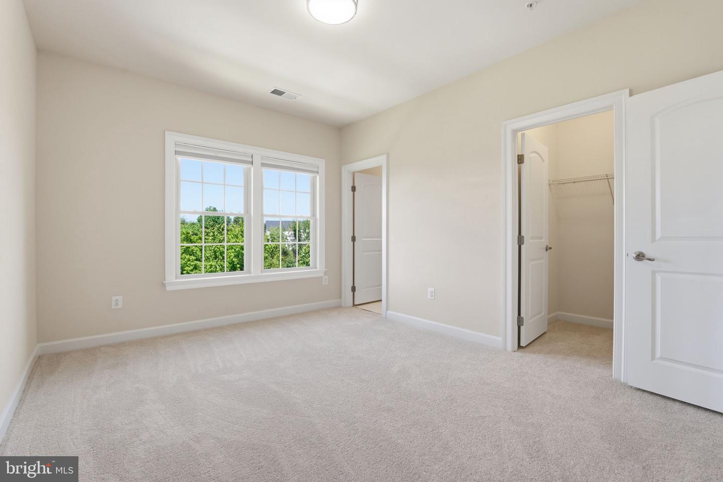 Clarksburg, Maryland, 20871, United States, 5 Bedrooms Bedrooms, ,5 BathroomsBathrooms,Residential,Contingent,2045769