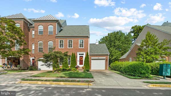 12083 EDGEMERE CIR, RESTON, VA 20190 - Image 1