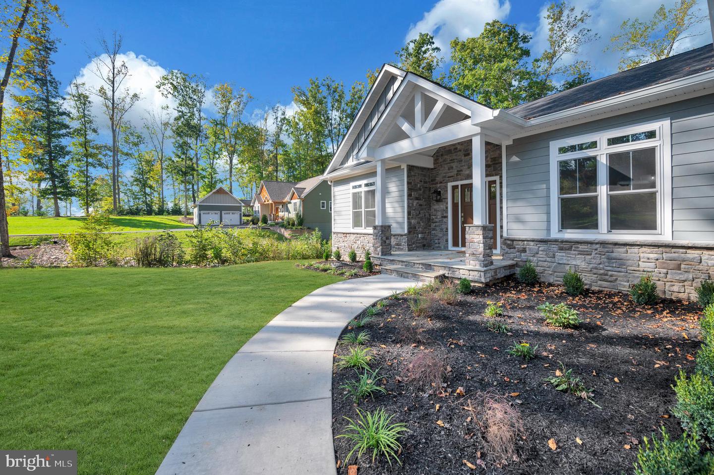 Bumpass, Virginia, 23024, United States, 4 Bedrooms Bedrooms, ,6 BathroomsBathrooms,Residential,Active,1899882