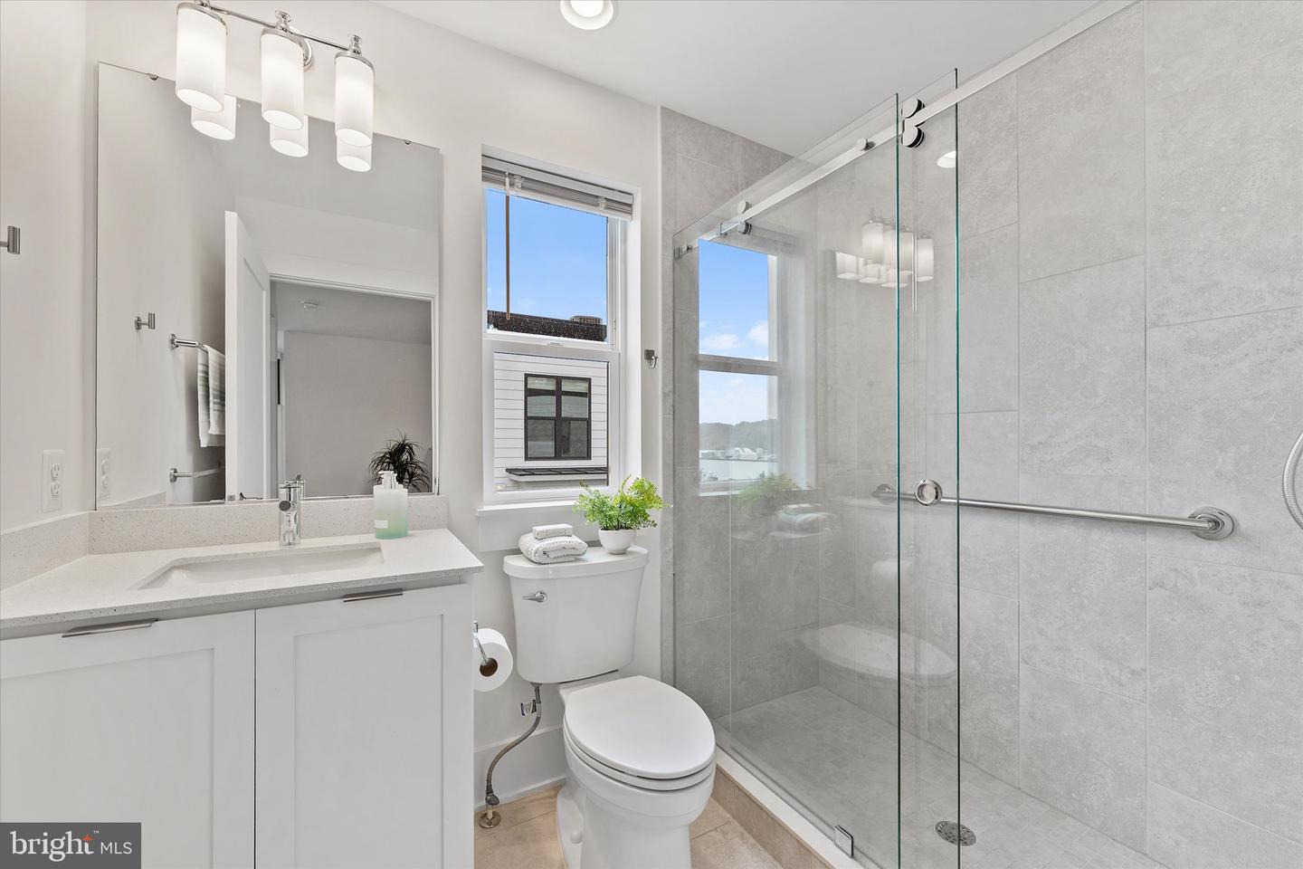 Potomac, Maryland, 20854, United States, 4 Bedrooms Bedrooms, ,5 BathroomsBathrooms,Residential,Active,1961966