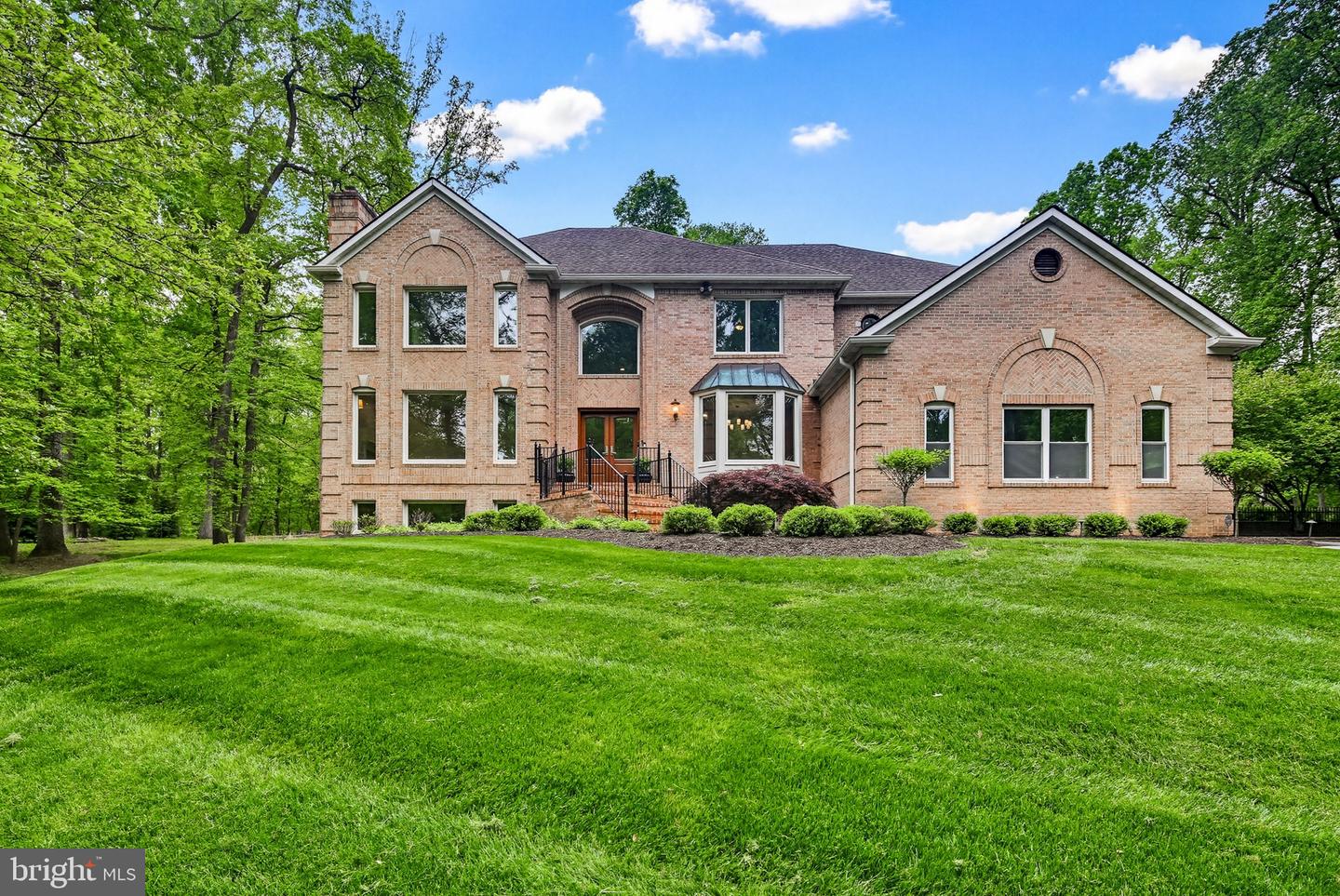 Ellicott City, Maryland, 21042, United States, 5 Bedrooms Bedrooms, ,5 BathroomsBathrooms,Residential,Active,2043423