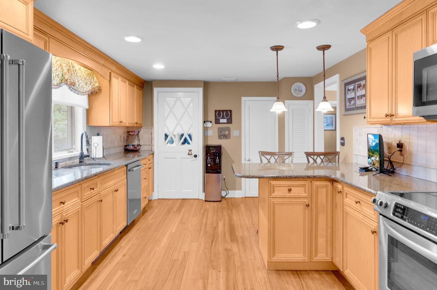 Freehold, New Jersey, 07728, United States, 3 Bedrooms Bedrooms, ,3 BathroomsBathrooms,Residential,Active,1922297