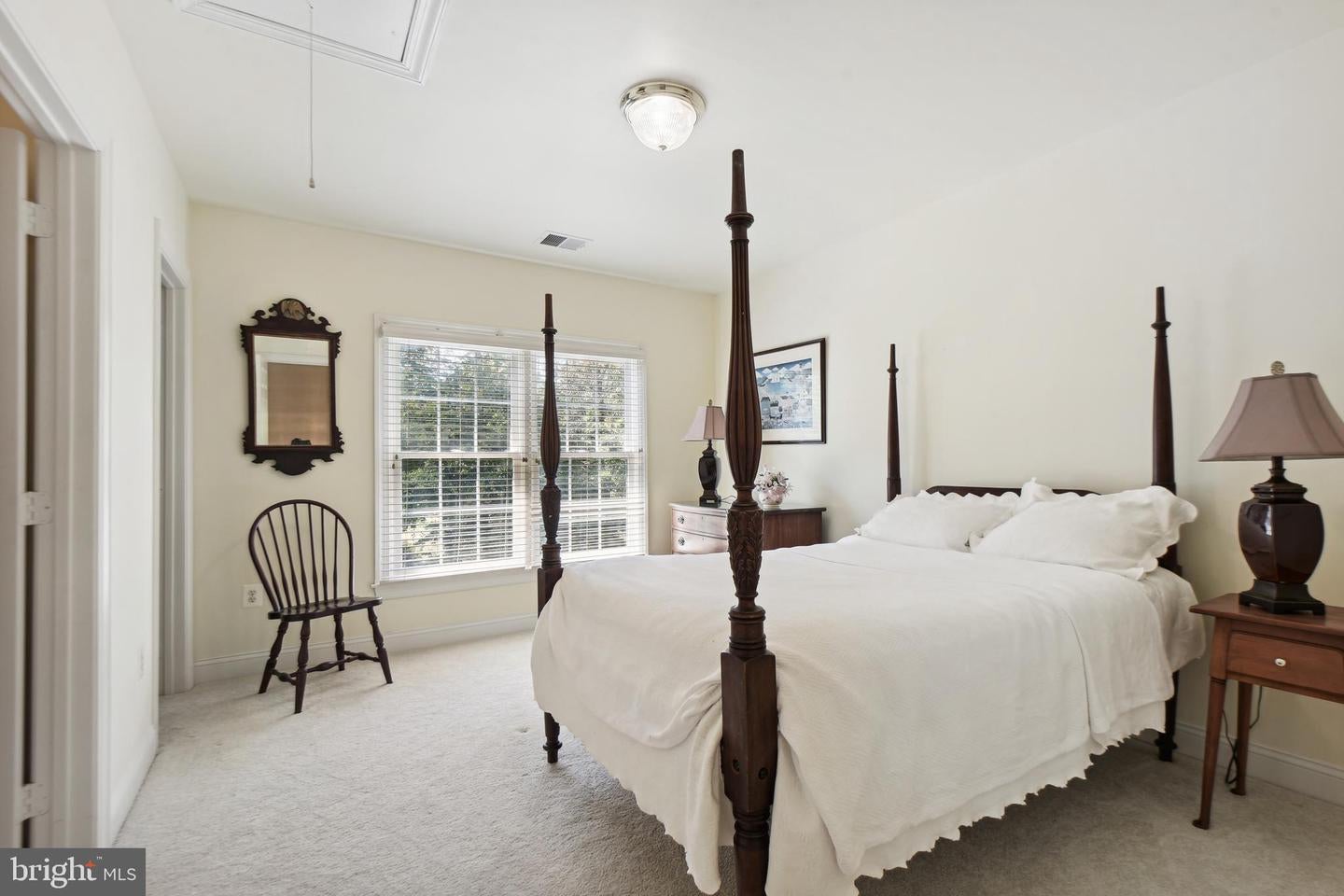 Woodbridge, Virginia, 22192, United States, 5 Bedrooms Bedrooms, ,5 BathroomsBathrooms,Residential,Active,2045542