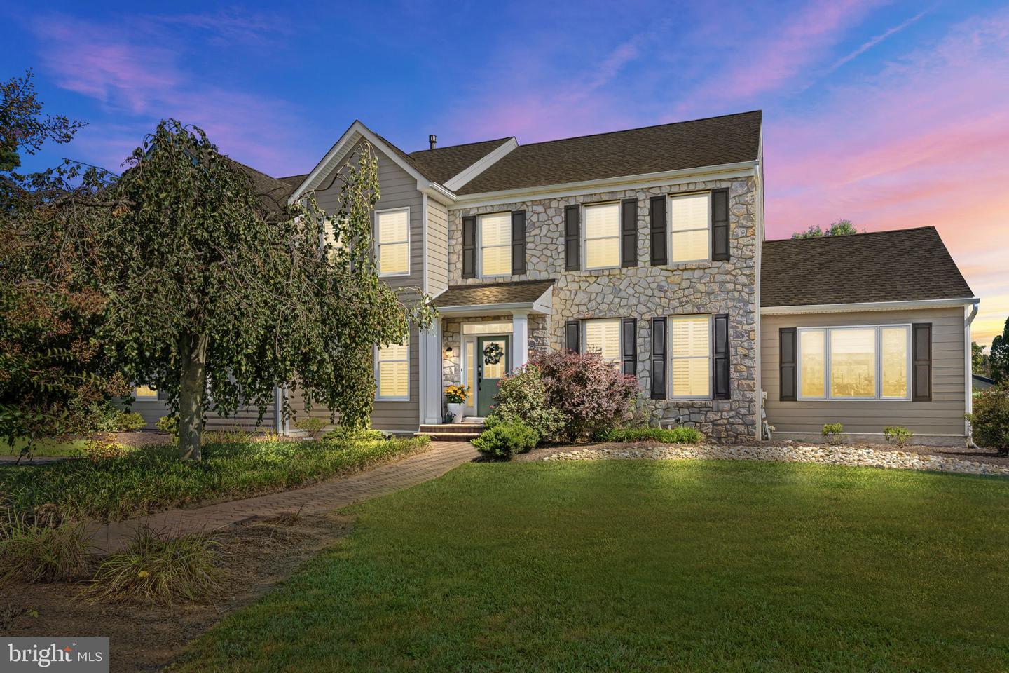 Yardley, Pennsylvania, 19067, United States, 4 Bedrooms Bedrooms, ,4 BathroomsBathrooms,Residential,Active,1926886