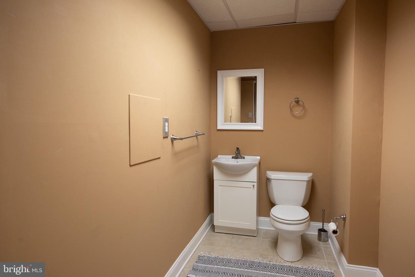 Huntingdon Valley, Pennsylvania, 19006, United States, ,7 BathroomsBathrooms,Residential,Active,1704674