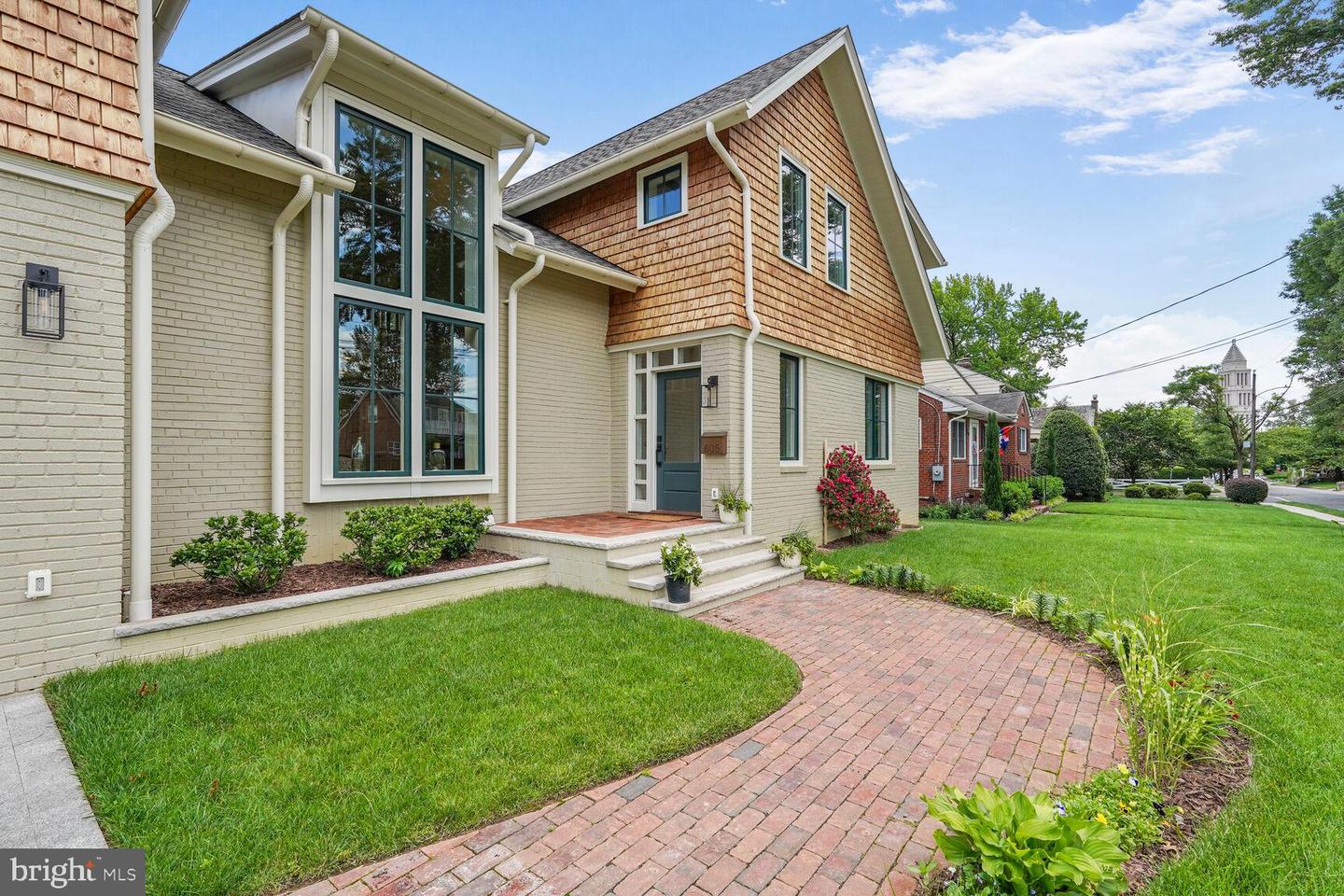 Alexandria, Virginia, 22301, United States, 6 Bedrooms Bedrooms, ,6 BathroomsBathrooms,Residential,Active,1825083