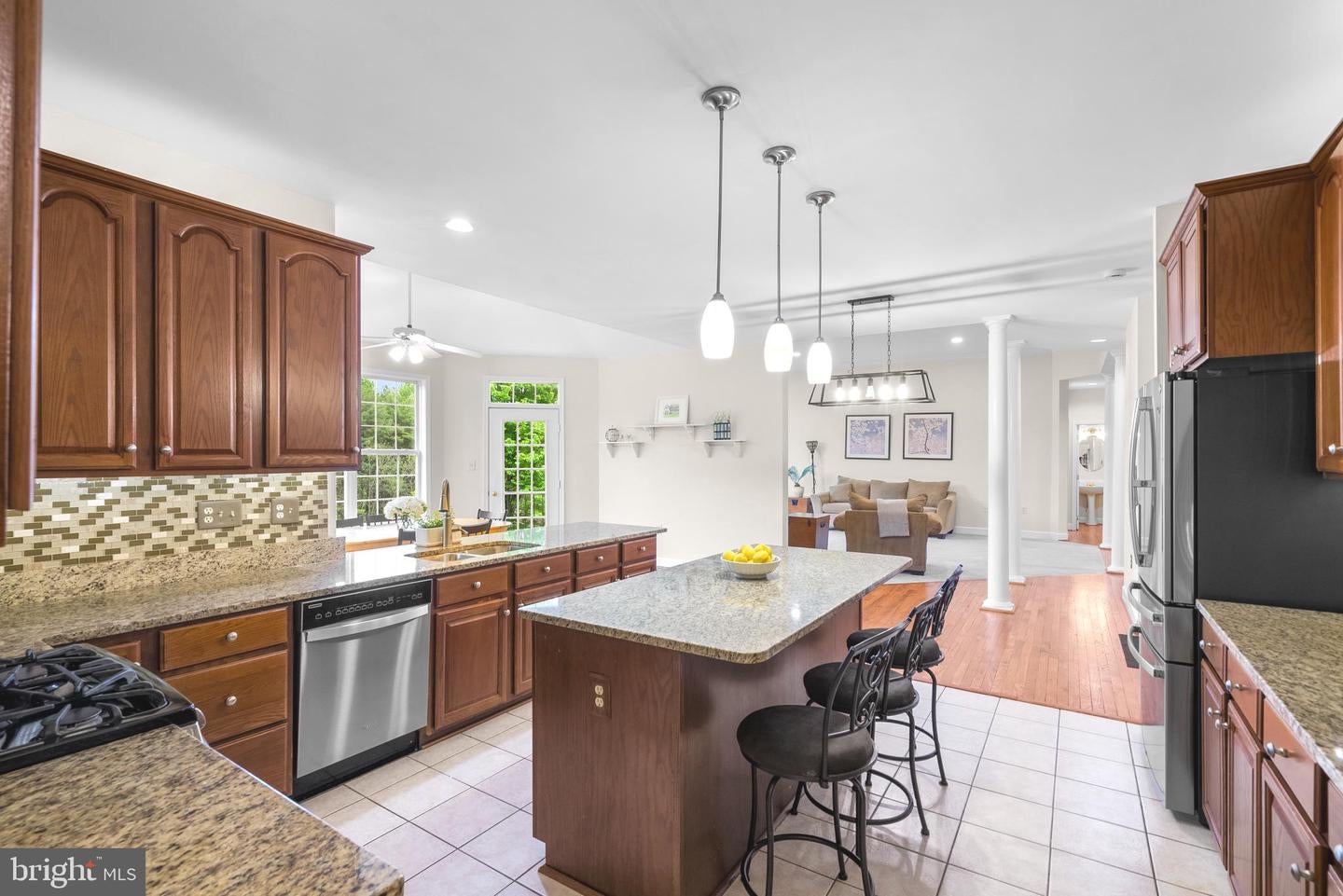 Boyds, Maryland, 20841, United States, 5 Bedrooms Bedrooms, ,5 BathroomsBathrooms,Residential,Active,2044597
