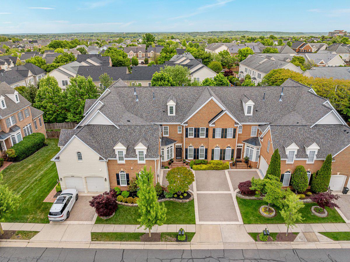 Leesburg, Virginia, 20176, United States, 4 Bedrooms Bedrooms, ,5 BathroomsBathrooms,Residential,Active,2044548