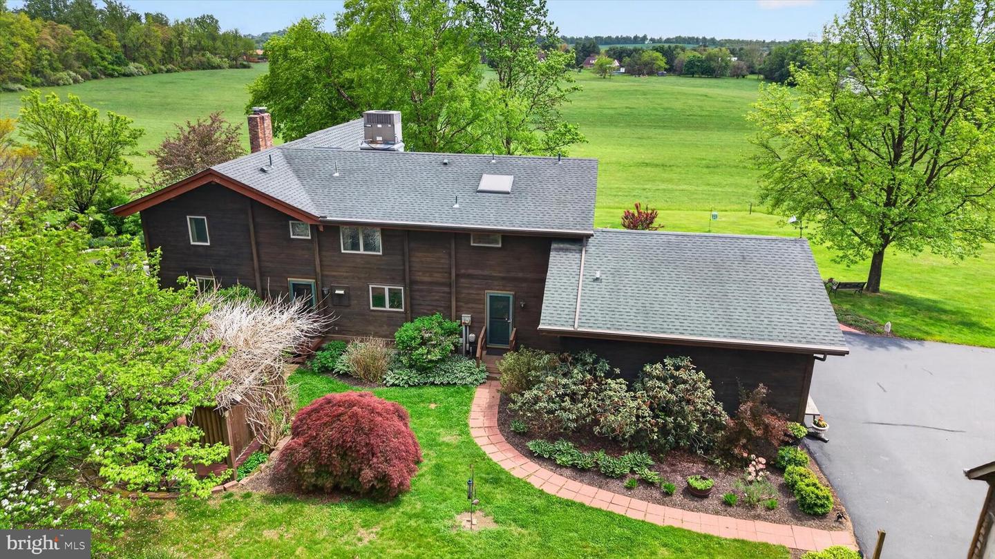 Harrisburg, Pennsylvania, 17112, United States, 3 Bedrooms Bedrooms, ,4 BathroomsBathrooms,Residential,Active,2045613