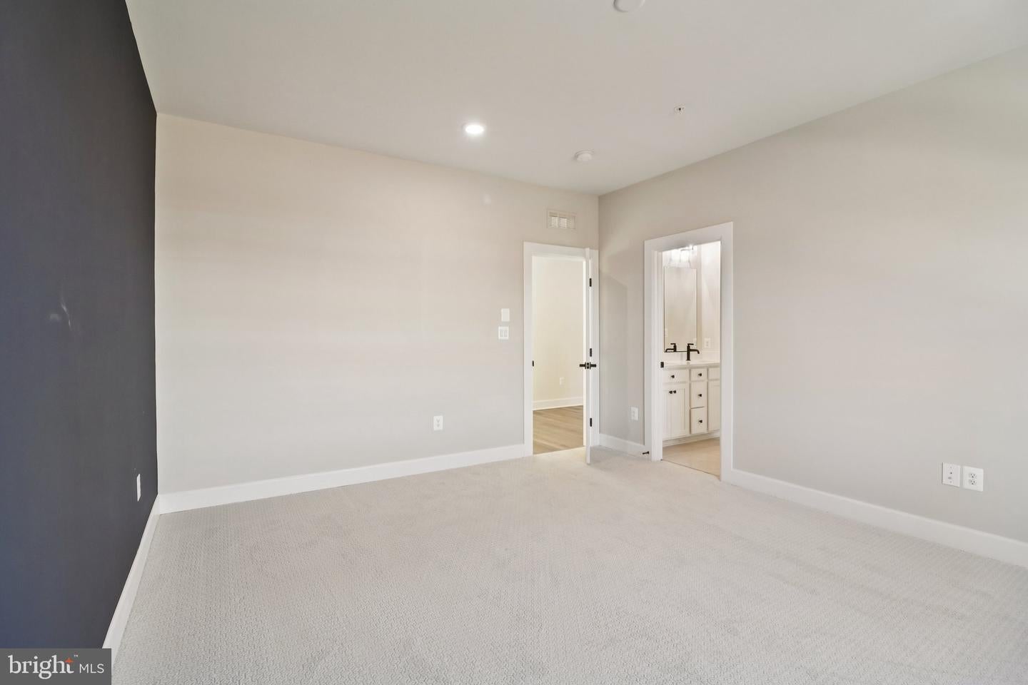 Bowie, Maryland, 20716, United States, 5 Bedrooms Bedrooms, ,5 BathroomsBathrooms,Residential,Active,2006775