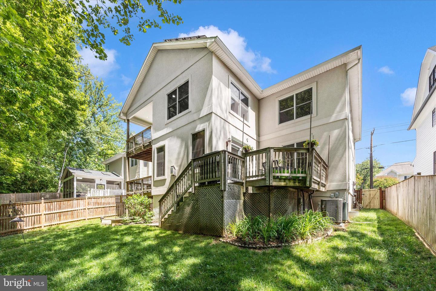 Kensington, Maryland, 20895, United States, 5 Bedrooms Bedrooms, ,5 BathroomsBathrooms,Residential,Active,2044984