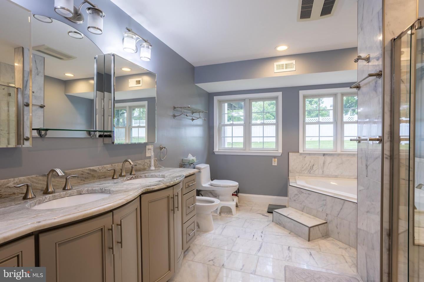 Baltimore, Maryland, 21208, United States, 7 Bedrooms Bedrooms, ,7 BathroomsBathrooms,Residential,Active,2043436