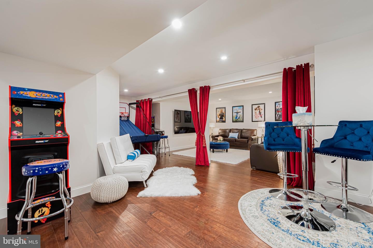 Lewes, Delaware, 19958, United States, 6 Bedrooms Bedrooms, ,4 BathroomsBathrooms,Residential,Active,1797983
