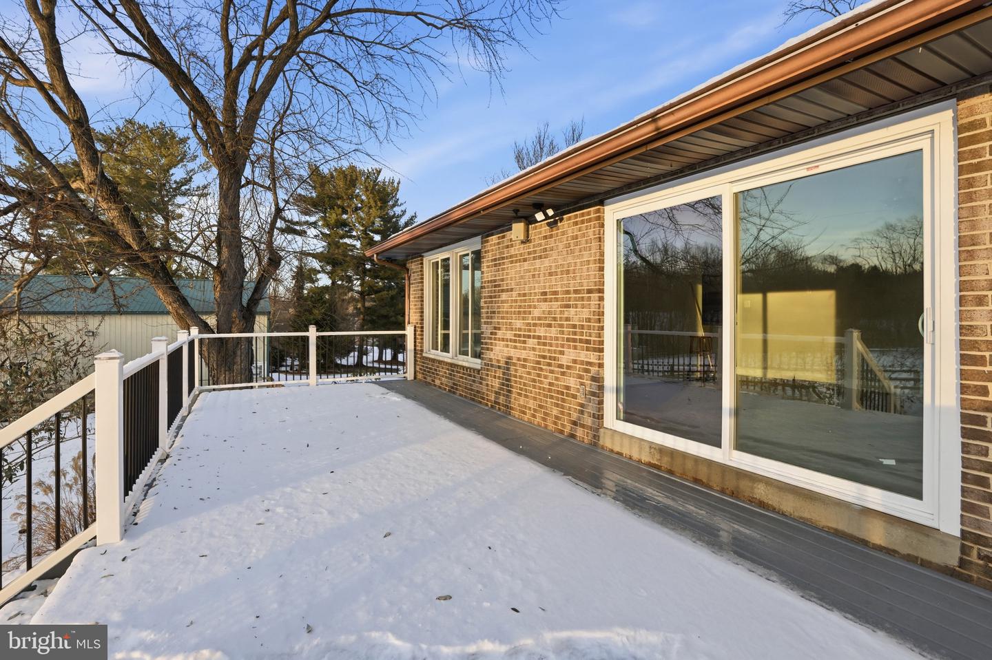 Clarksburg, Maryland, 20871, United States, 5 Bedrooms Bedrooms, ,3 BathroomsBathrooms,Residential,Active,1996277