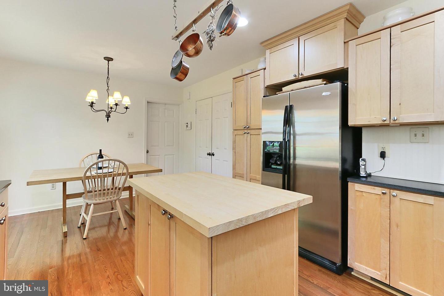 Fairfax, Virginia, 22032, United States, 4 Bedrooms Bedrooms, ,3 BathroomsBathrooms,Residential,Active,1810450
