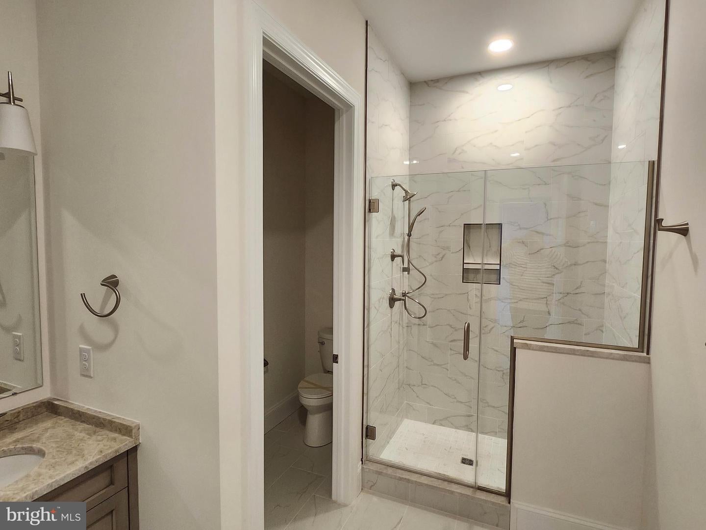 Wilmington, Delaware, 19803, United States, ,4 BathroomsBathrooms,Residential,Active,1824914
