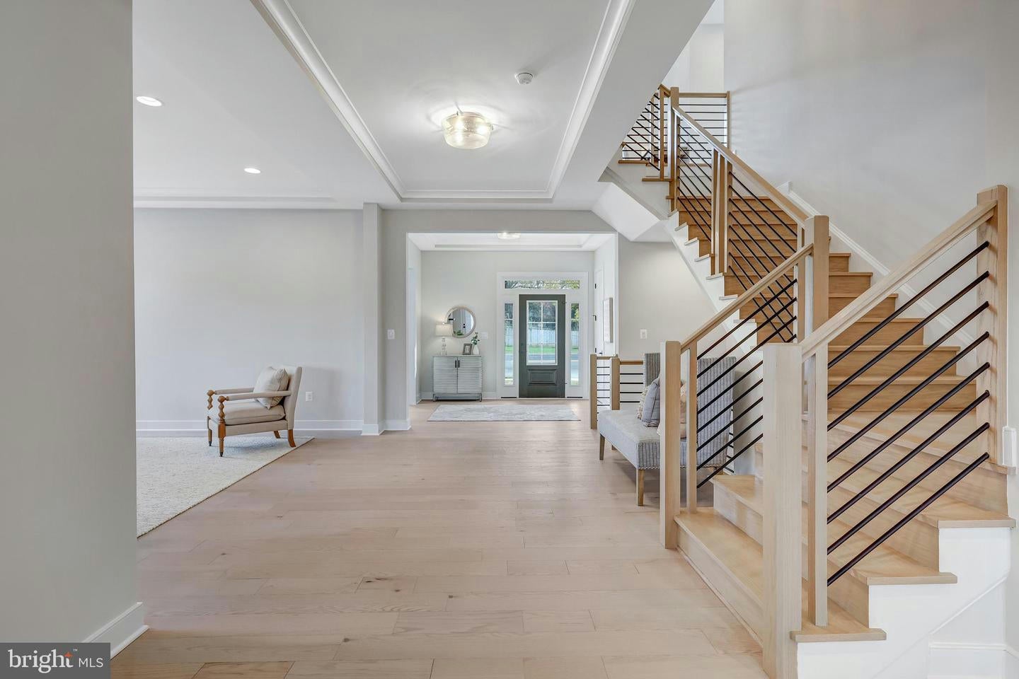 Arlington, Virginia, 22207, United States, ,Residential,Pending,1702157