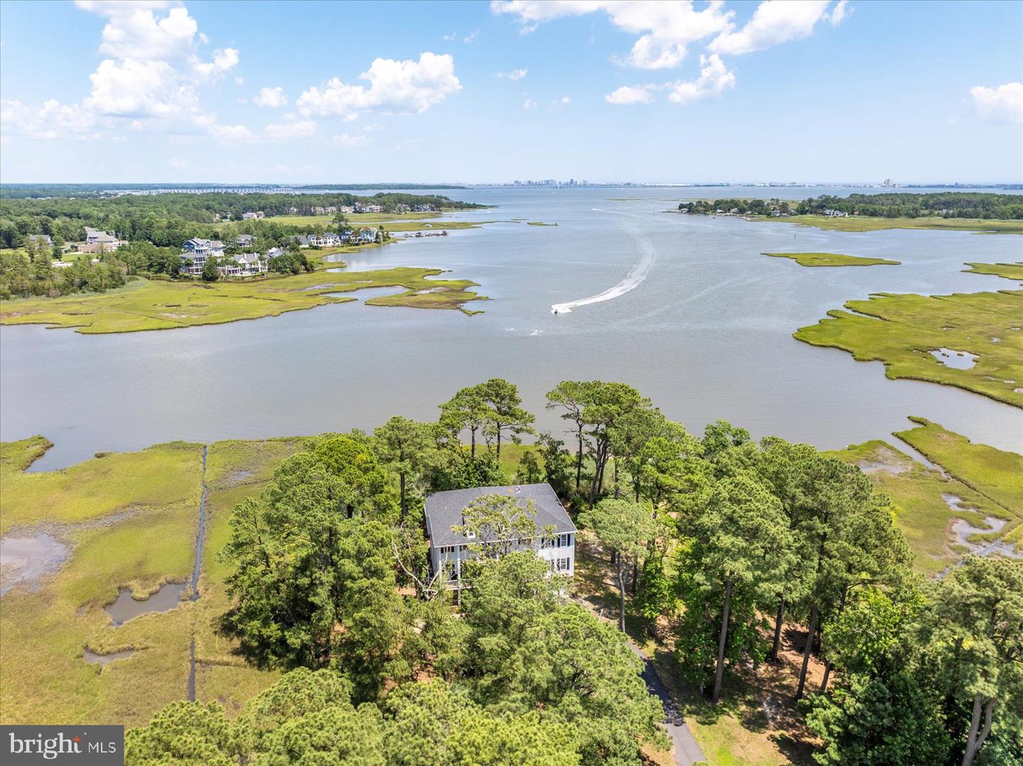 Berlin, Maryland, 21811, United States, 6 Bedrooms Bedrooms, ,5 BathroomsBathrooms,Residential,Active,2001065