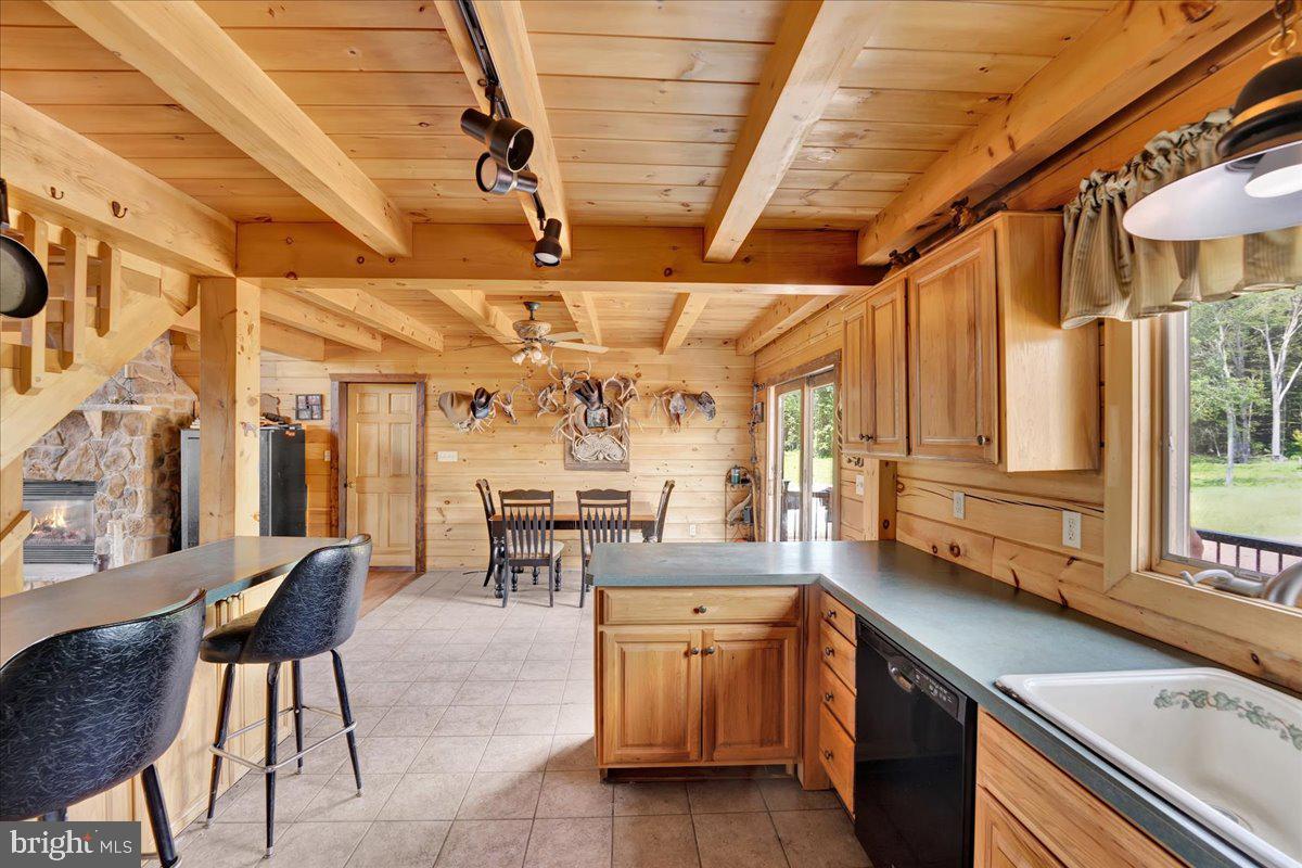 White Haven, Pennsylvania, 18661, United States, 5 Bedrooms Bedrooms, ,3 BathroomsBathrooms,Residential,Active,1888981