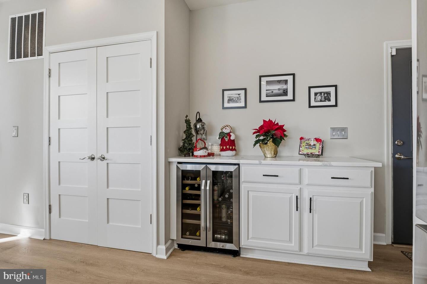 Woodbine, Maryland, 21797, United States, 5 Bedrooms Bedrooms, ,5 BathroomsBathrooms,Residential,Active,2007971