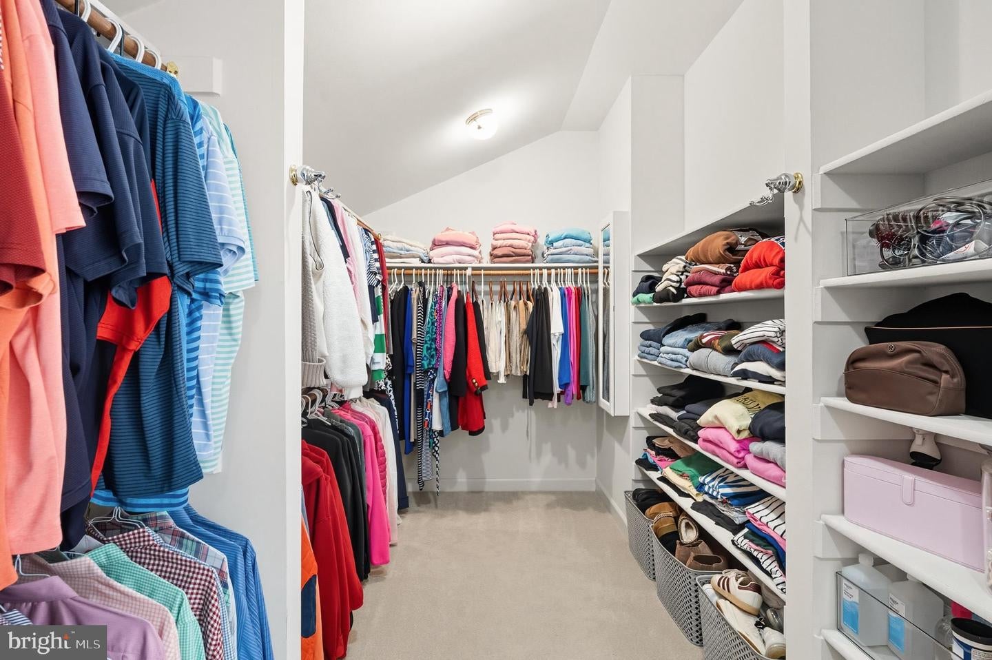 Haymarket, Virginia, 20169, United States, 5 Bedrooms Bedrooms, ,5 BathroomsBathrooms,Residential,Active,1961953