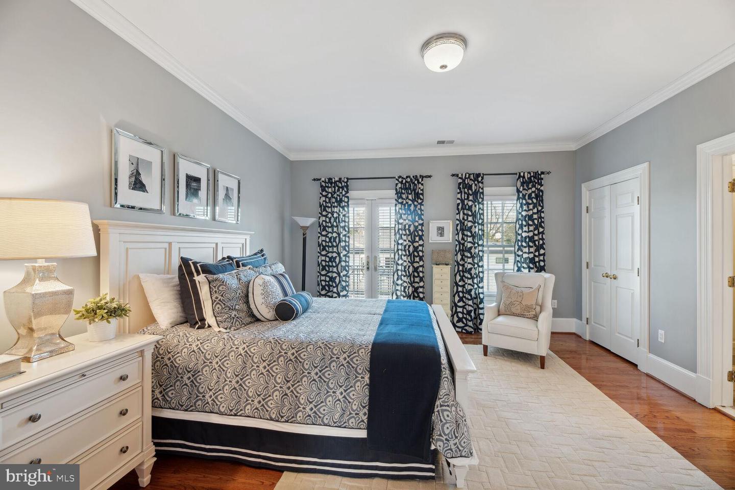 Mclean, Virginia, 22101, United States, 3 Bedrooms Bedrooms, ,6 BathroomsBathrooms,Residential,Contingent,1894225