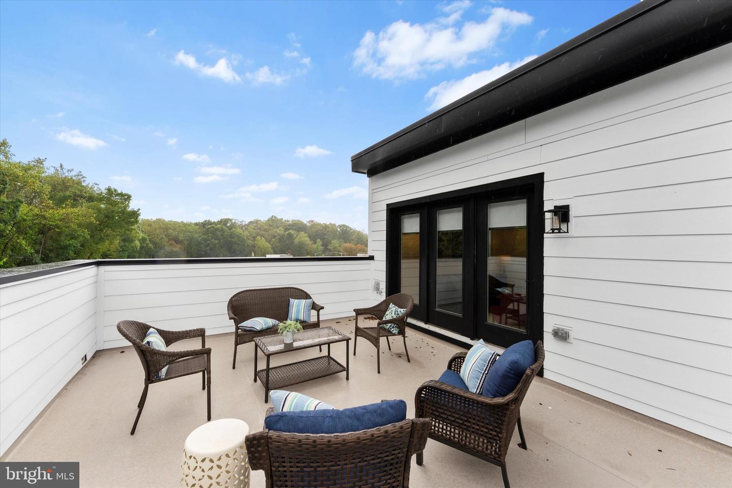 Potomac, Maryland, 20854, United States, 4 Bedrooms Bedrooms, ,5 BathroomsBathrooms,Residential,Active,1961966