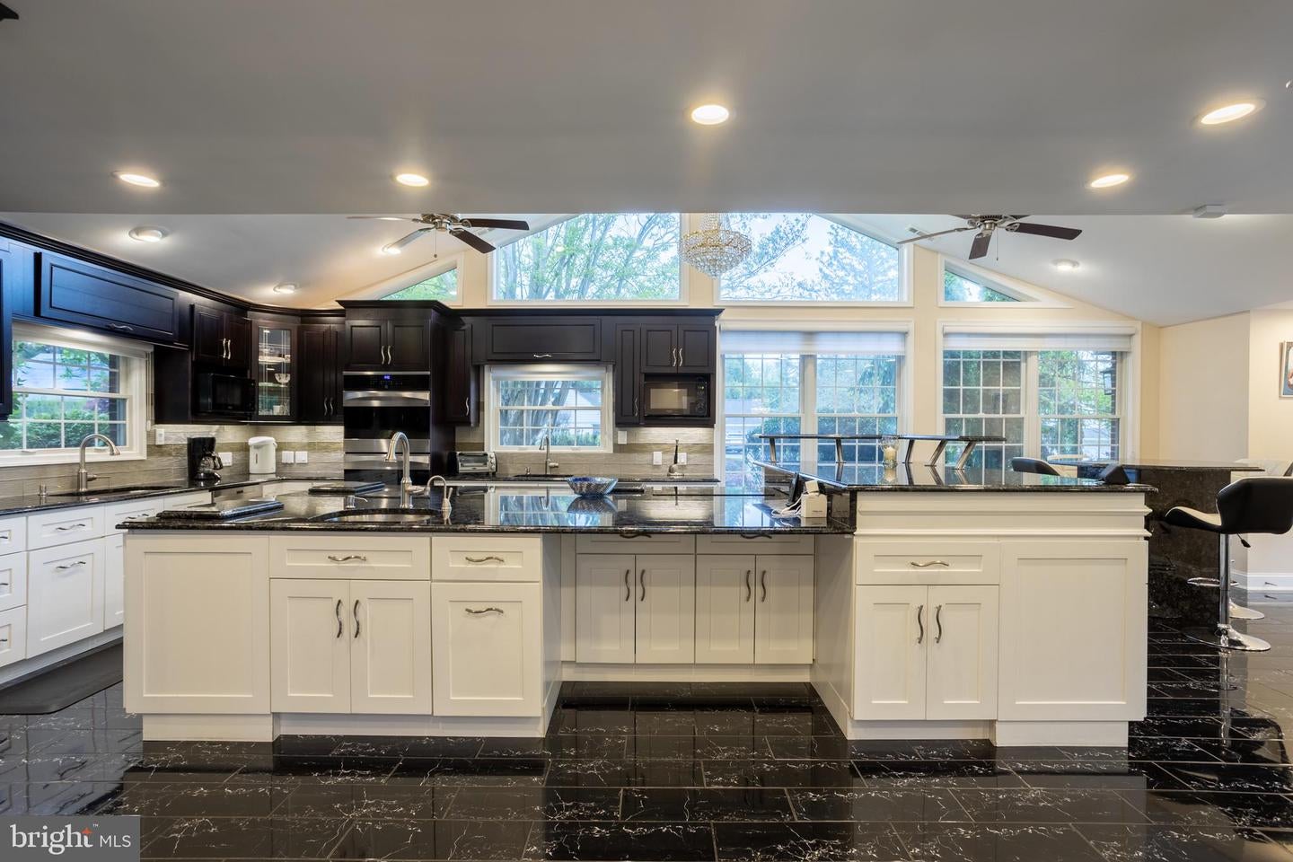 Baltimore, Maryland, 21208, United States, 7 Bedrooms Bedrooms, ,7 BathroomsBathrooms,Residential,Active,2043436