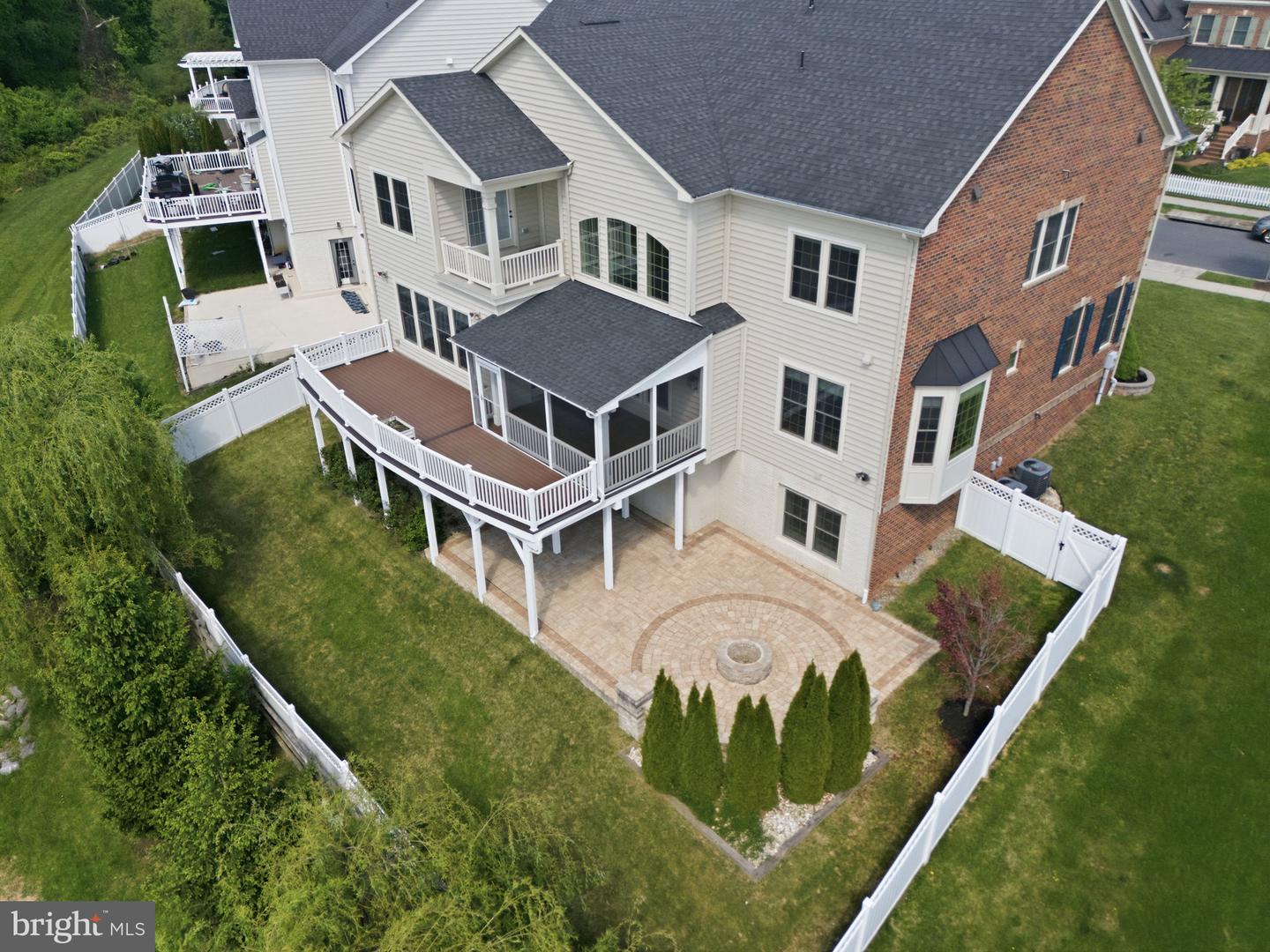 Clarksburg, Maryland, 20871, United States, 5 Bedrooms Bedrooms, ,5 BathroomsBathrooms,Residential,Contingent,2045769