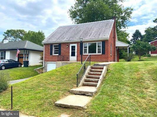 905 CRESTVIEW AVE, READING, PA 19607 - Image 1