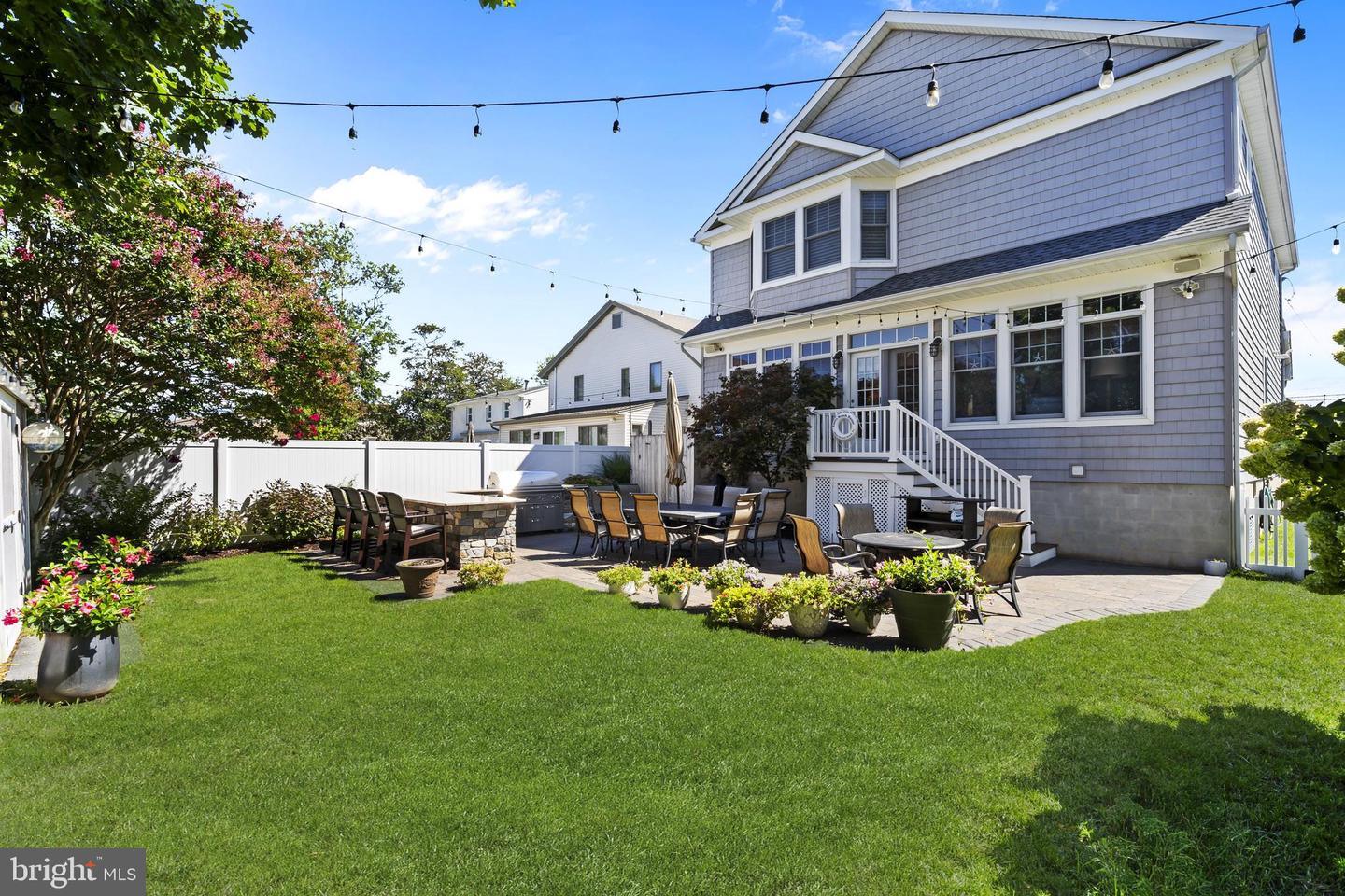 Point Pleasant Beach, New Jersey, 08742, United States, 4 Bedrooms Bedrooms, ,3 BathroomsBathrooms,Residential,Active,1942350