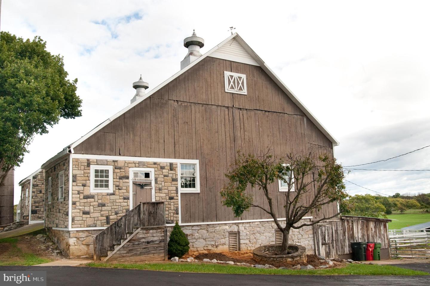 Martinsburg, West Virginia, 25404, United States, 5 Bedrooms Bedrooms, ,3 BathroomsBathrooms,Residential,Active,1936417