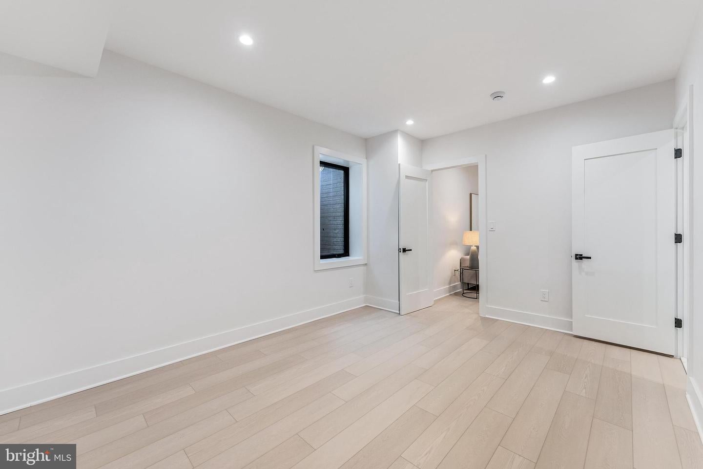 Falls Church, Virginia, 22042, United States, 5 Bedrooms Bedrooms, ,5 BathroomsBathrooms,Residential,Active,1945048