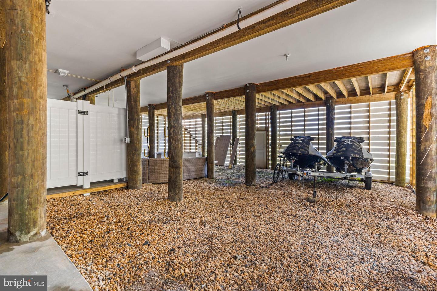 Berlin, Maryland, 21811, United States, 6 Bedrooms Bedrooms, ,5 BathroomsBathrooms,Residential,Active,1893241