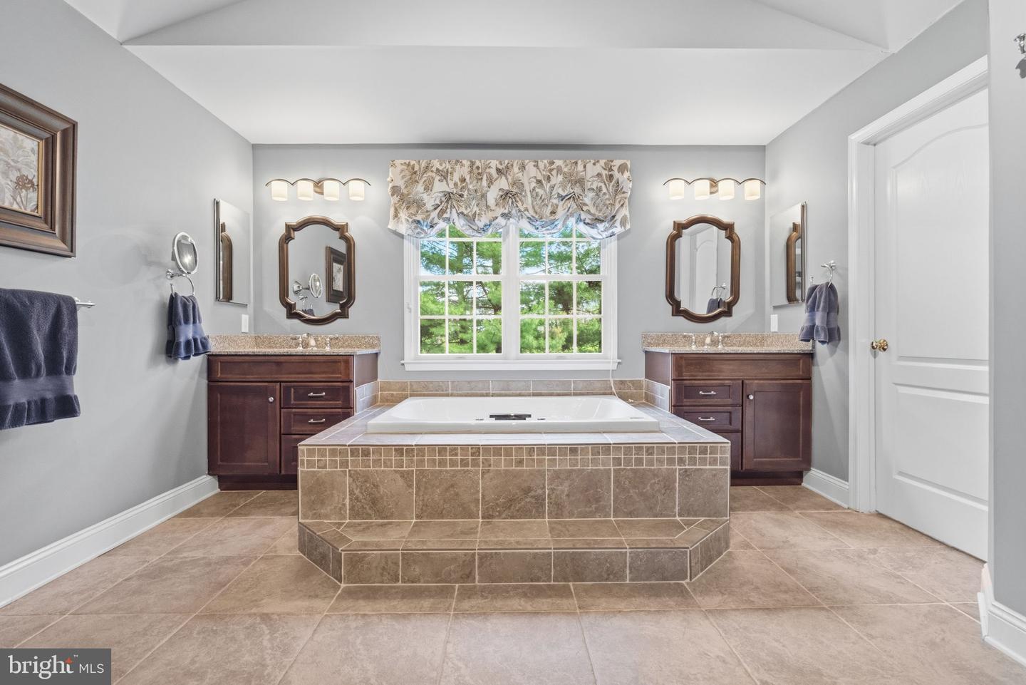 West Chester, Pennsylvania, 19382, United States, 4 Bedrooms Bedrooms, ,4 BathroomsBathrooms,Residential,Active,2041392