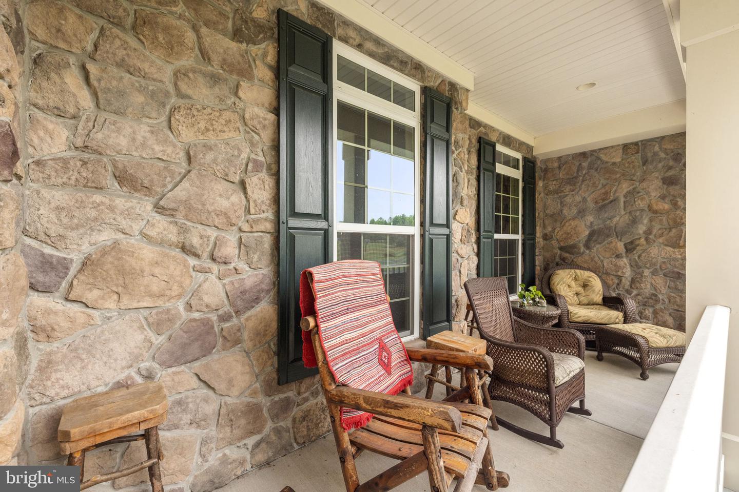 Ashburn, Virginia, 20148, United States, 5 Bedrooms Bedrooms, ,6 BathroomsBathrooms,Residential,Active,1952301