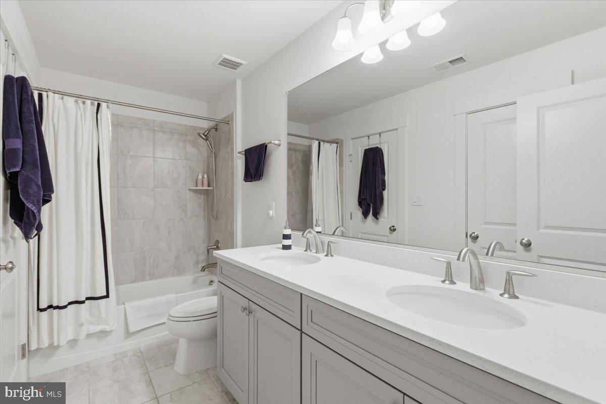 Gambrills, Maryland, 21054, United States, 5 Bedrooms Bedrooms, ,5 BathroomsBathrooms,Residential,Active,2044199