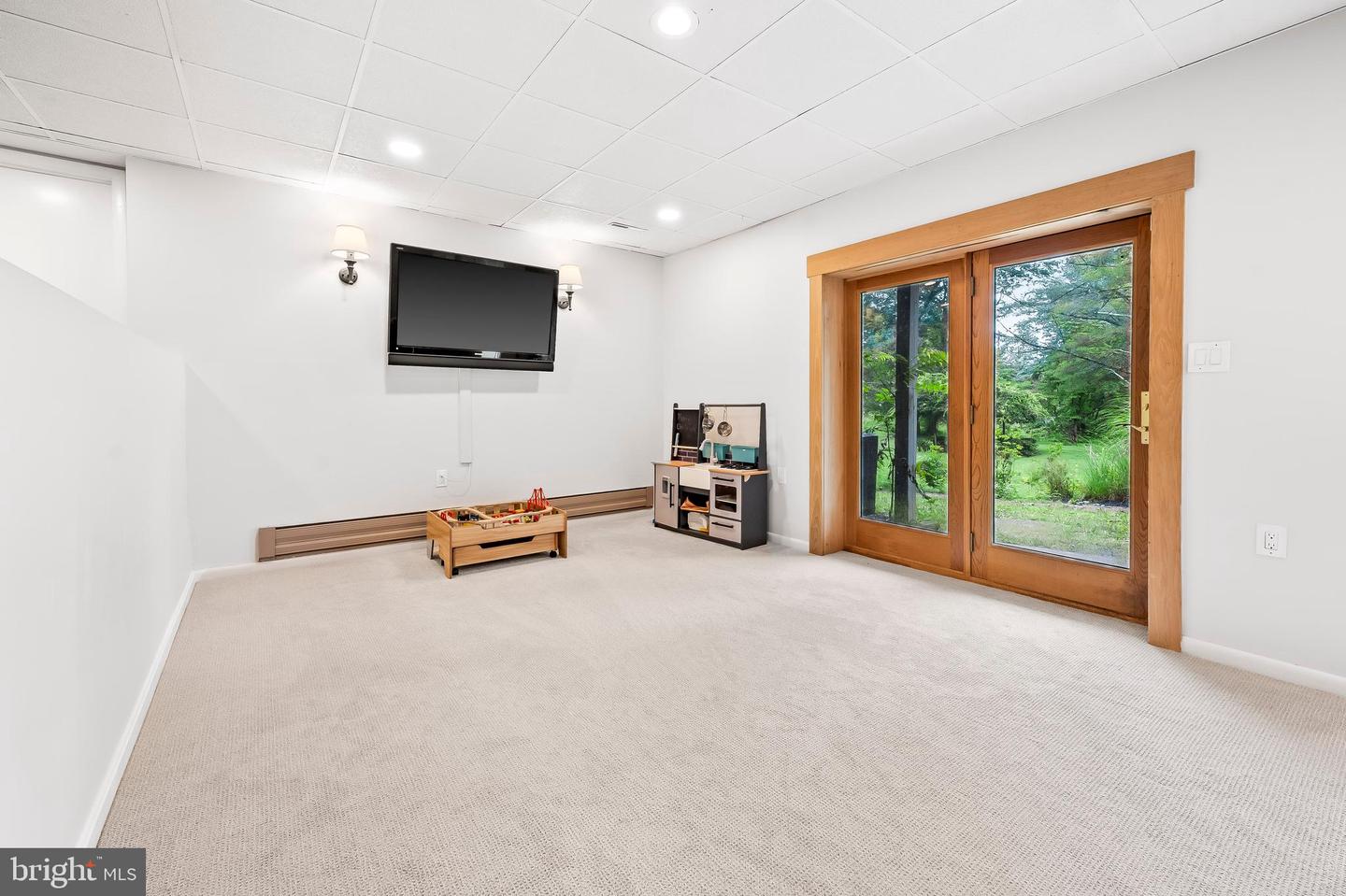 Street, Maryland, 21154, United States, 7 Bedrooms Bedrooms, ,7 BathroomsBathrooms,Residential,Active,1715466