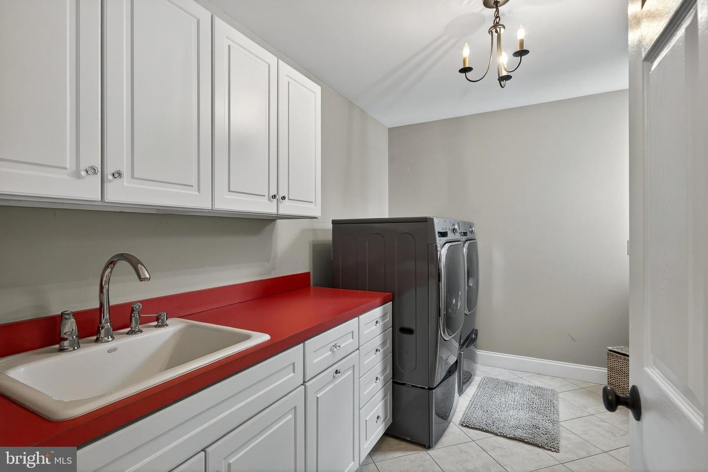 Kennett Square, Pennsylvania, 19348, United States, 7 Bedrooms Bedrooms, ,6 BathroomsBathrooms,Residential,Contingent,2045680