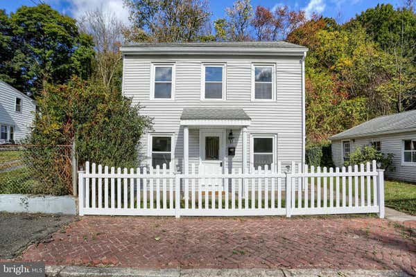 210 W RAILROAD ST, POTTSVILLE, PA 17901 - Image 1