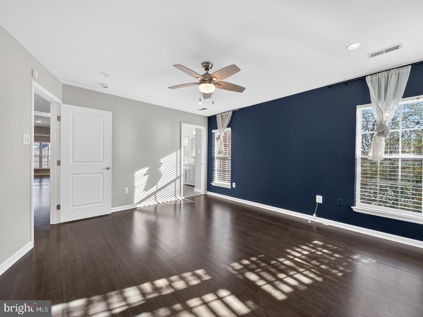 Bethesda, Maryland, 20817, United States, 4 Bedrooms Bedrooms, ,4 BathroomsBathrooms,Residential,Contingent,2006852